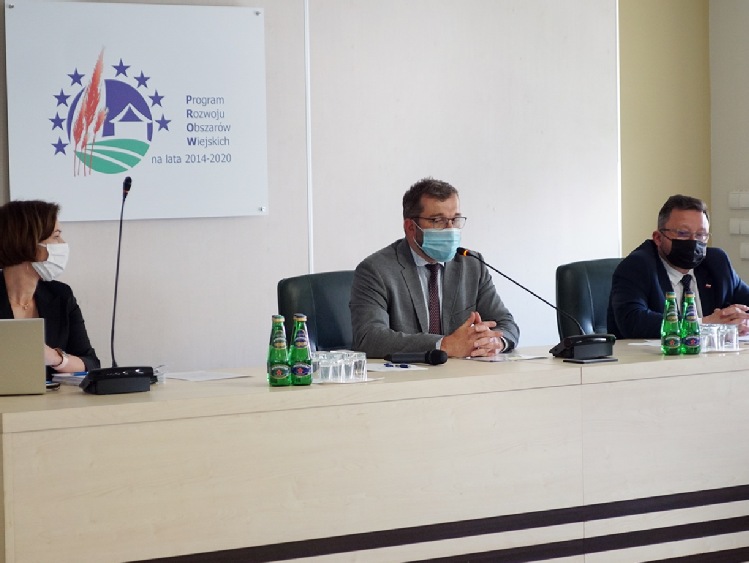 Spotkanie ministra Grzegorza Pudy z przedstawicielami branży drobiarskiej